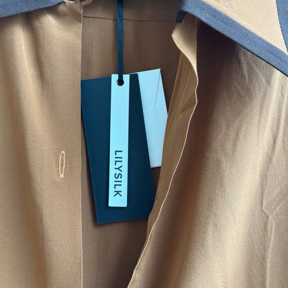 NWT LilySilk Dark Carame Contrast Piping Silk Willow Shirt Blouse - Medium - Picture 4 of 9